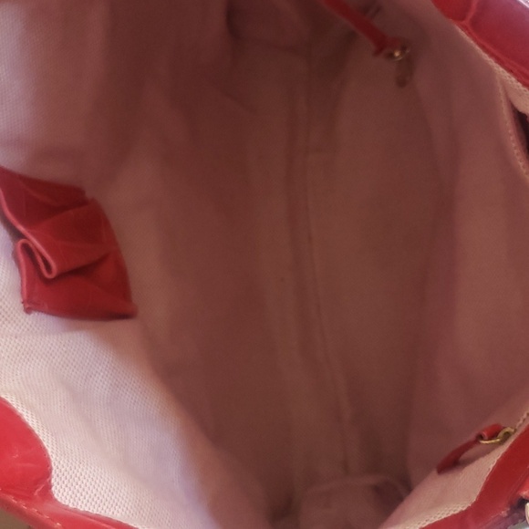 Dooney And Bourke red/pink croc embosed large tote bag - Picture 10 of 10